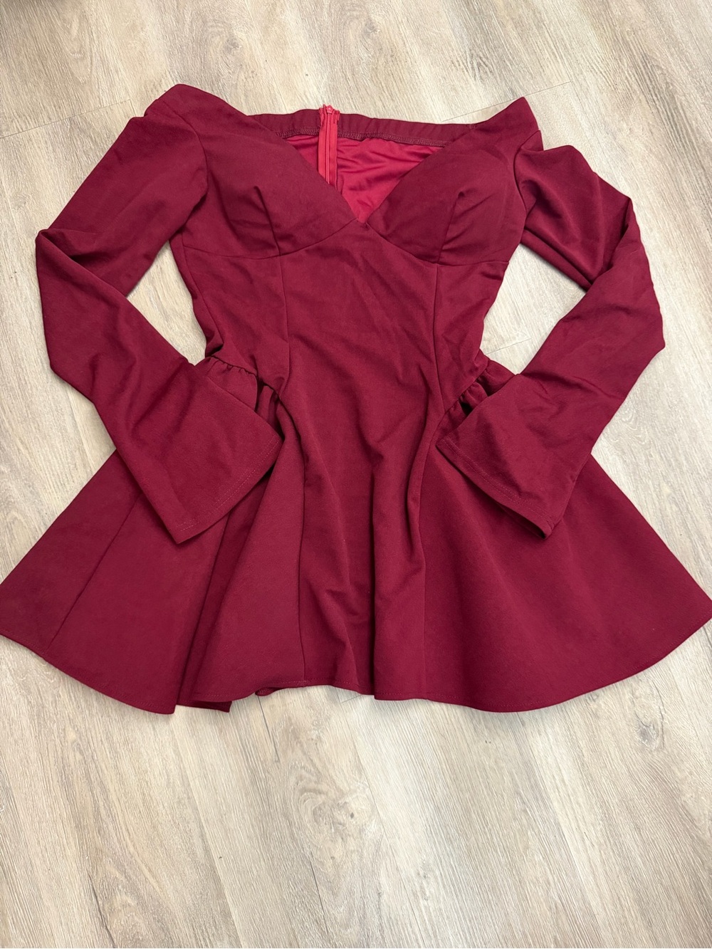 Burgundy Long Sleeve Mini Dress Women’s XL Flare Sleeve 0521